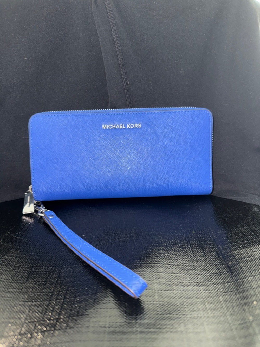 Michael Kors Cobalt Blue Saffiano Zip Wristlet Wallet